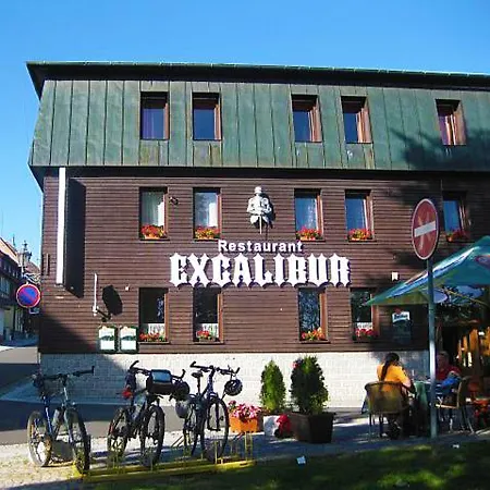 - Excalibur 3*