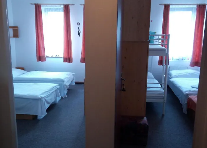 Hotel - Excalibur 3*
