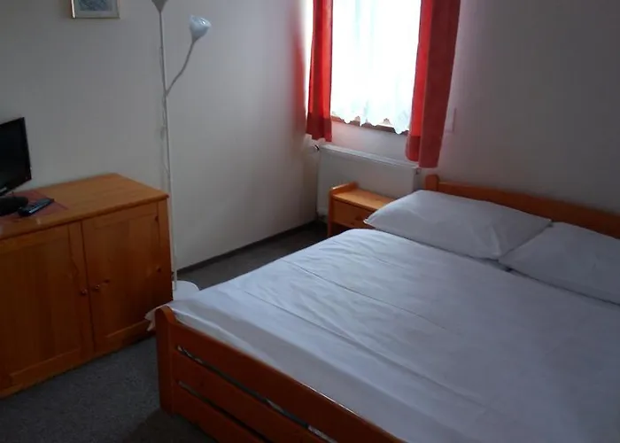 Hotel - Excalibur 3*